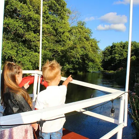 Przystan Wodnica Farma