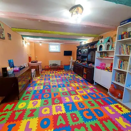 Przystan Wodnica Farma