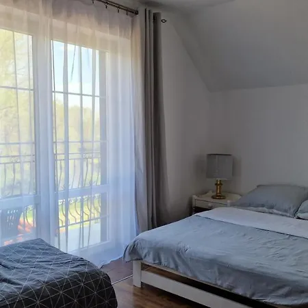 Przystan Wodnica Farma *