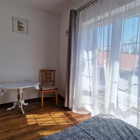 Przystan Wodnica Vakantieboerderij *