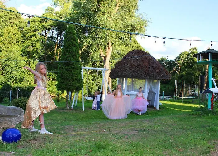 Przystan Wodnica Фермерский дом