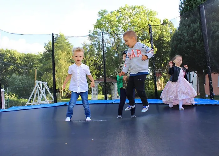 Przystan Wodnica Фермерский дом Устка