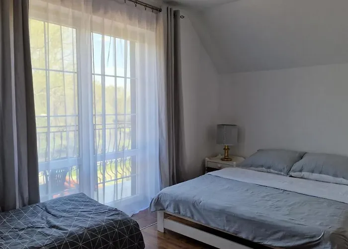 Przystan Wodnica Фермерский дом *