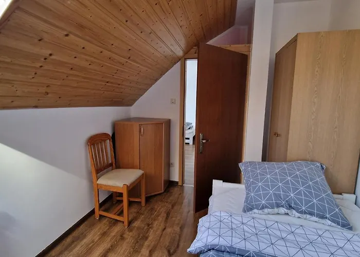 Przystan Wodnica Фермерский дом Устка