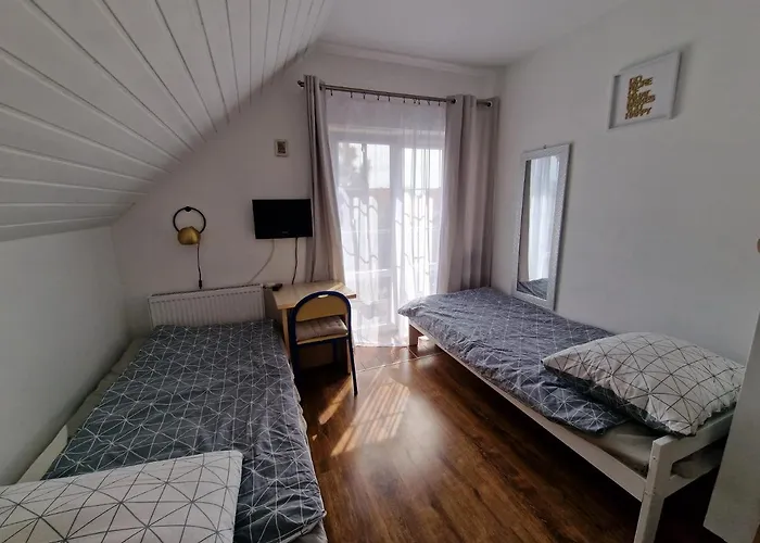 Przystan Wodnica Vakantieboerderij *