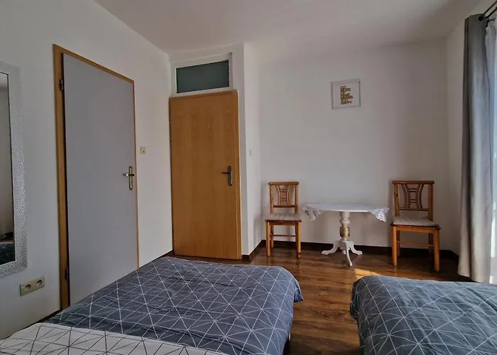 Przystan Wodnica * 乌斯特卡