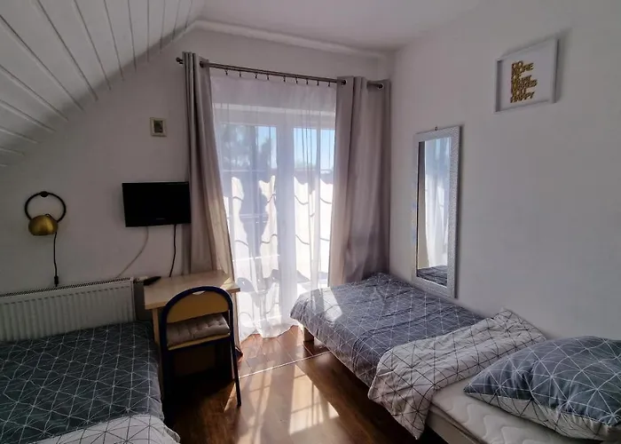 Przystan Wodnica Фермерский дом